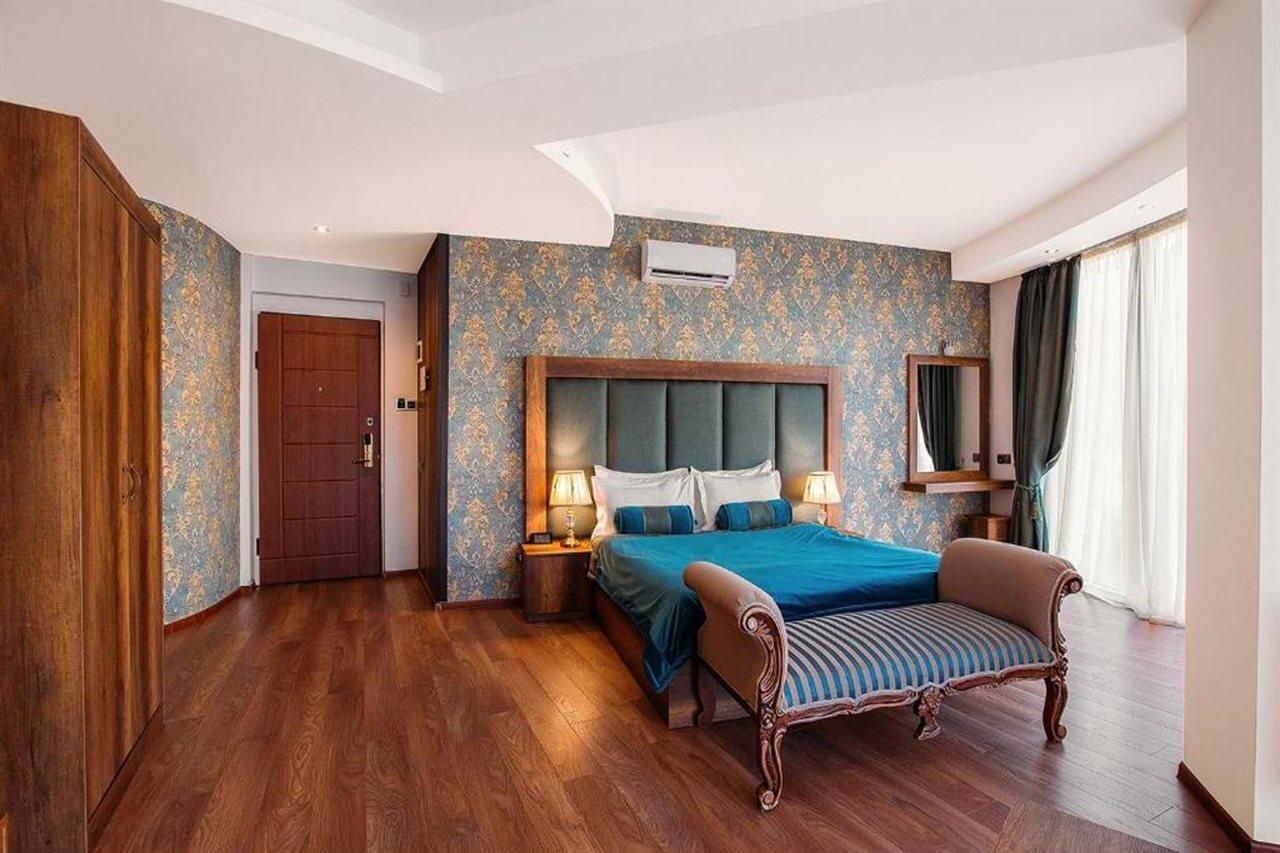 Green Queen Hotel Tbilissi Extérieur photo